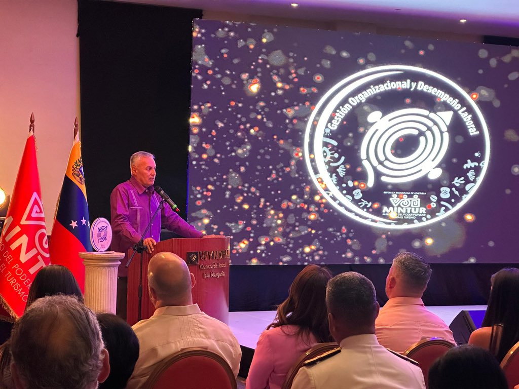 El ministro Alí Padrón destacó que los sellos de excelencia buscan impulsar la calidad turística en el país