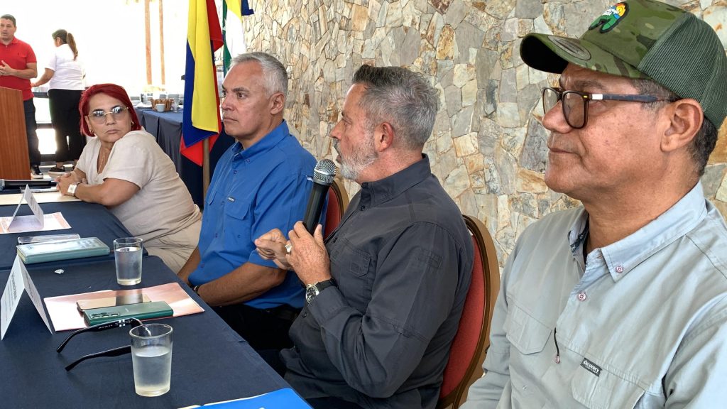 En la actividad estuvo presente el Enlace del PSUV, así como los alcaldes bolivarianos y otras autoridades
