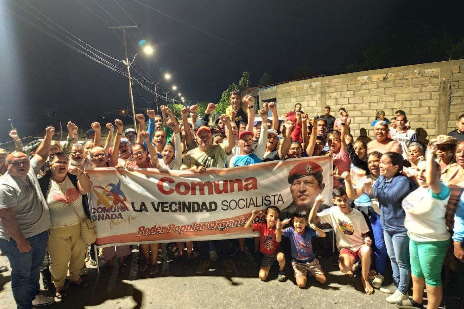 Ministro de Comunas sostuvo asambleas con voceros comunales del municipio Gómez