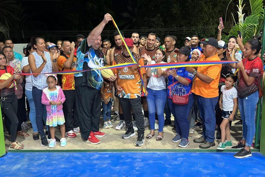 obra de embellecimiento y mejoras en cancha de La Rinconada